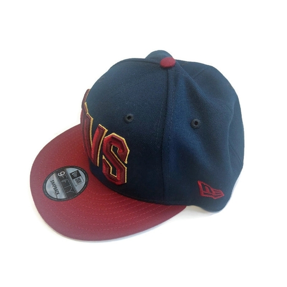 9Fifty New Era Cleveland Cavaliers Snapback 2 Tone Hat Cap - Picture 5 of 6